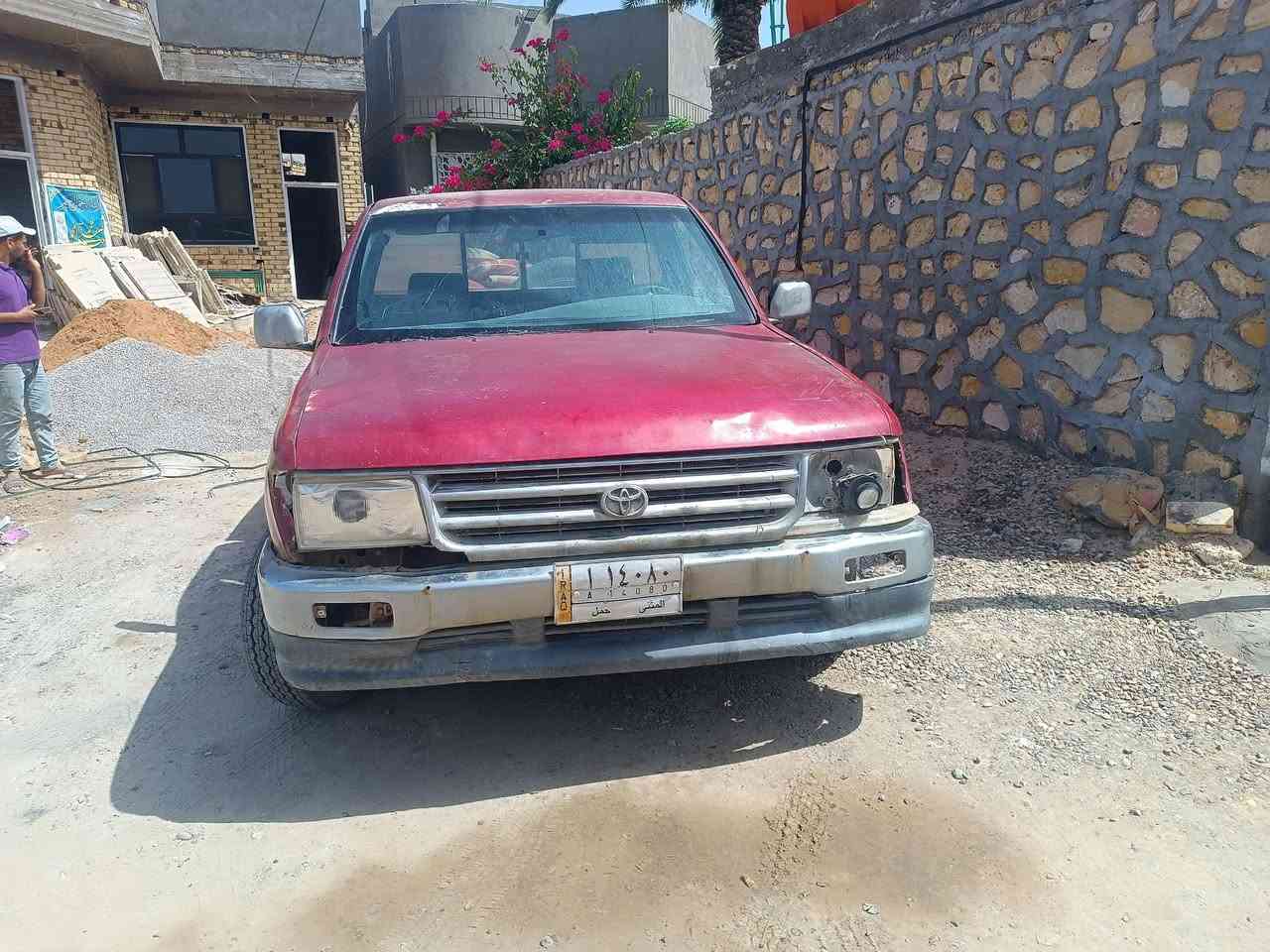 السلام عليكم تيوتا كراند موديل 93 مكينه ونجي نضيفه وتخم تاير  شاصي مكفول رقم مثنى 
بيها نواقص بسيطه تأخير بلكير وباور فقط 
السعر 15 مكان ديوانية 
***********
