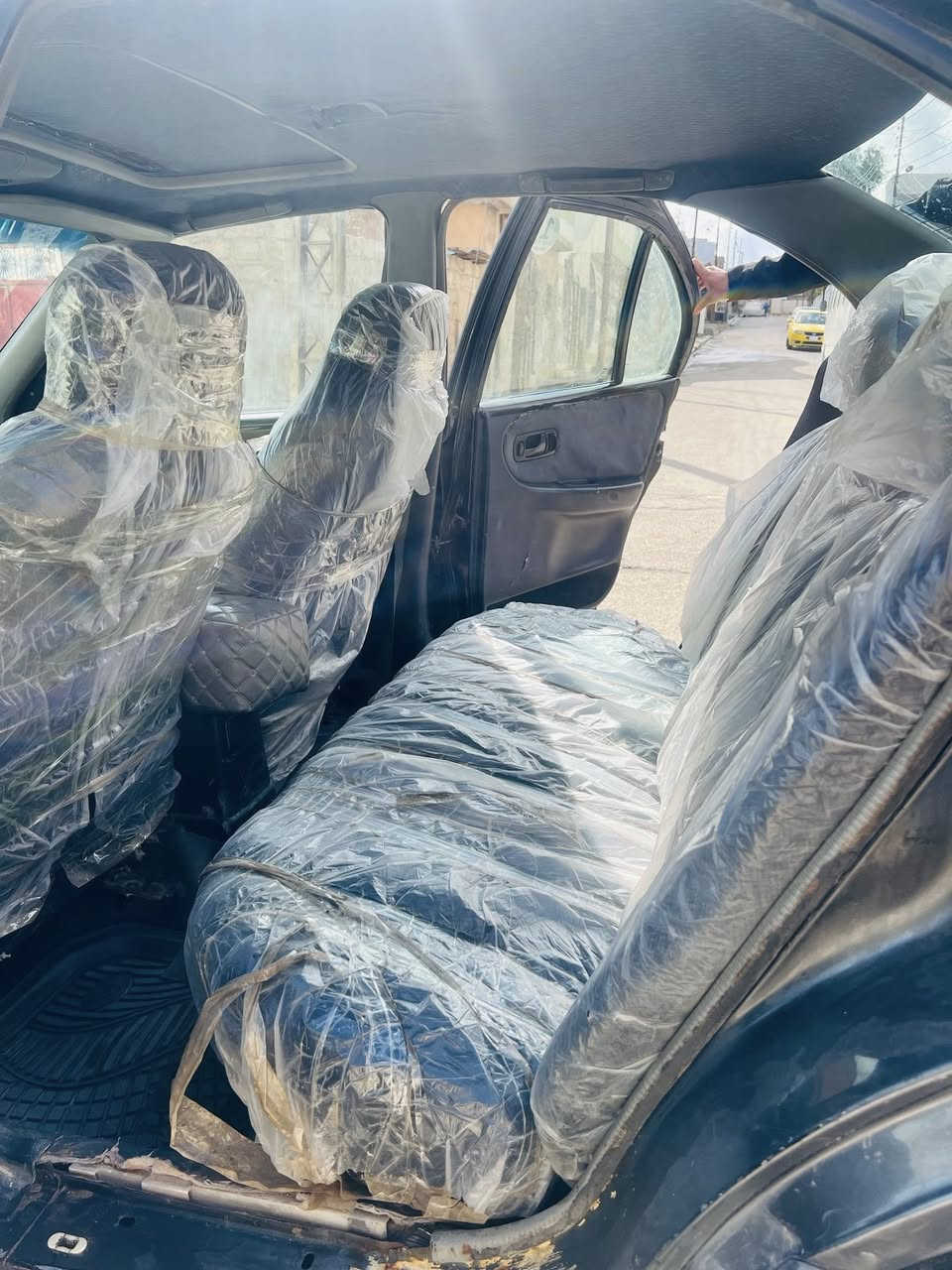 للبيع نيسان برايمر موديل 91 رقم نينوى دولي شرطه تحويل سياره باسمي كير محرك شرط مصبوغ حزام بدون ضربه كهربائياته كلها شغاله
السعر٣٧وبيها مجال شيء قليل
 مكان الموصل الايمن 
رقم ***********
