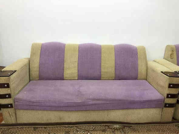 السلام عليكم طخم عشر مقاعد ب175 بي مجال
***********
