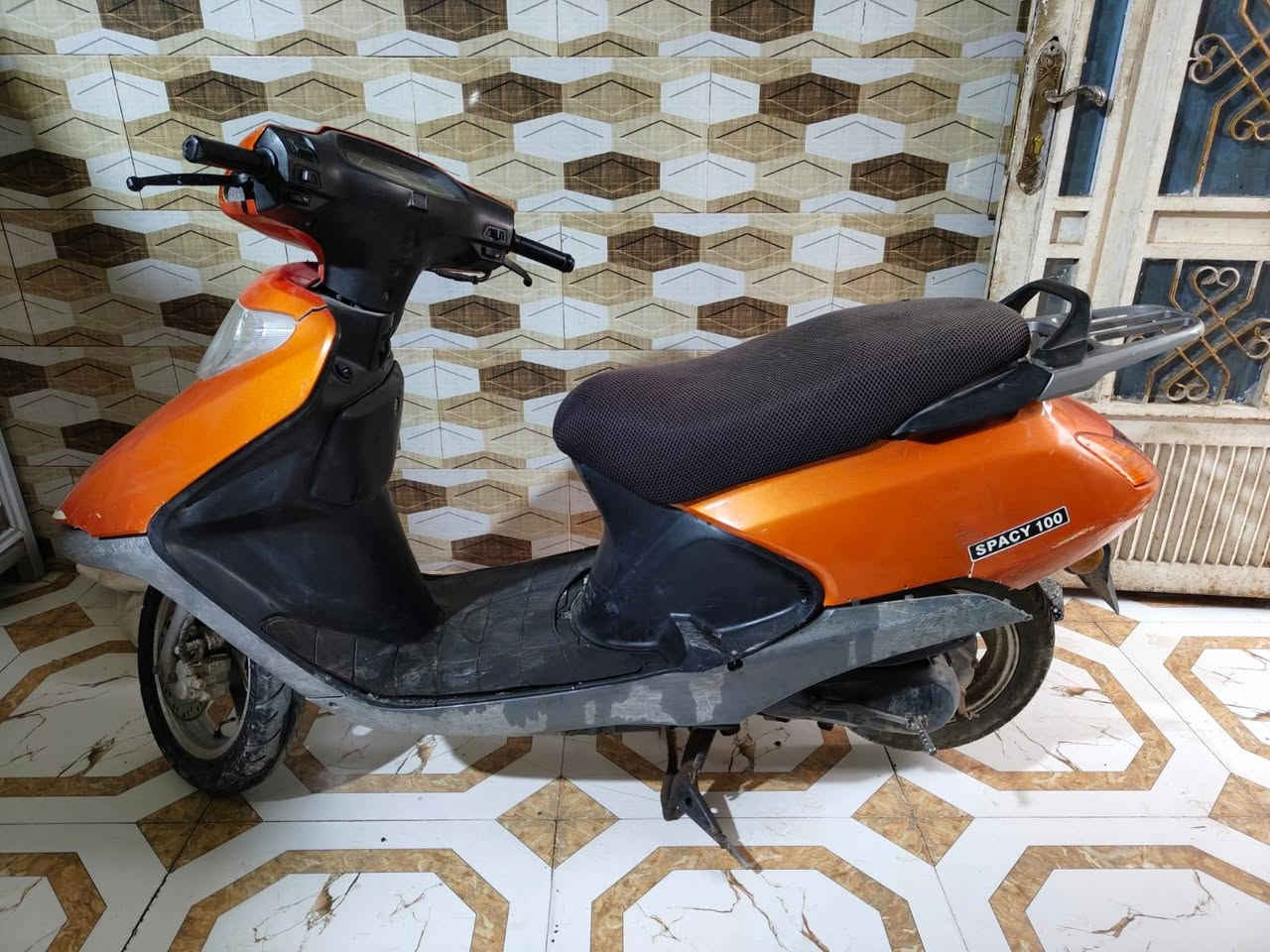 دراجة سبيسي كاملة كهربائيات شرط فول سرعة السعر 350 بي مجال *********** وتساب
