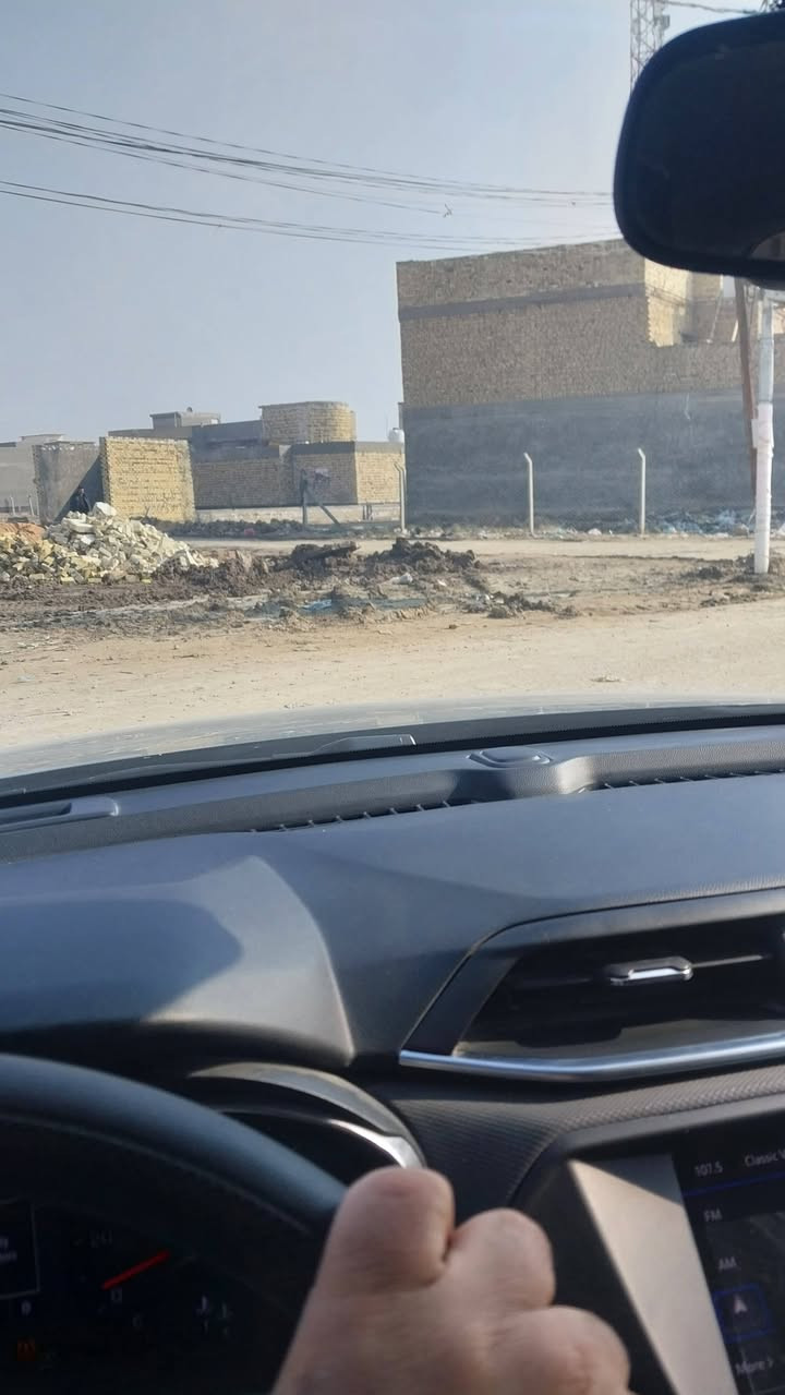 #قطعة أرض طابو زراعي سند ٢٥سكني المساحة ١٠٠ متر قرب شارع ١٠٠ واجه ٥ متر ونزال ٢٠ متر

 #تشمل كافة الخدمات 
( ماء .   . كهرباء . ) عرض الشارع ٨امتار 

#السعر معروضه ب 28وبيه مجال للشراي 

 #للإستفسار والتواصل اكثر خاص ***********
