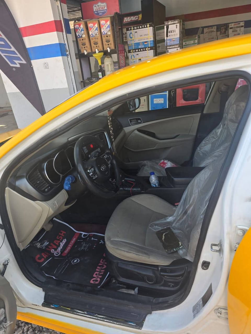 السلام عليكم كيا اوبتيما موديل ٢٠١٦ خليجي مكينه ٢٠٠٠ رقم انكليزي بصره كير مكينه كفاله حداديه ضربته بيبان ٢ جاملغ ***********
