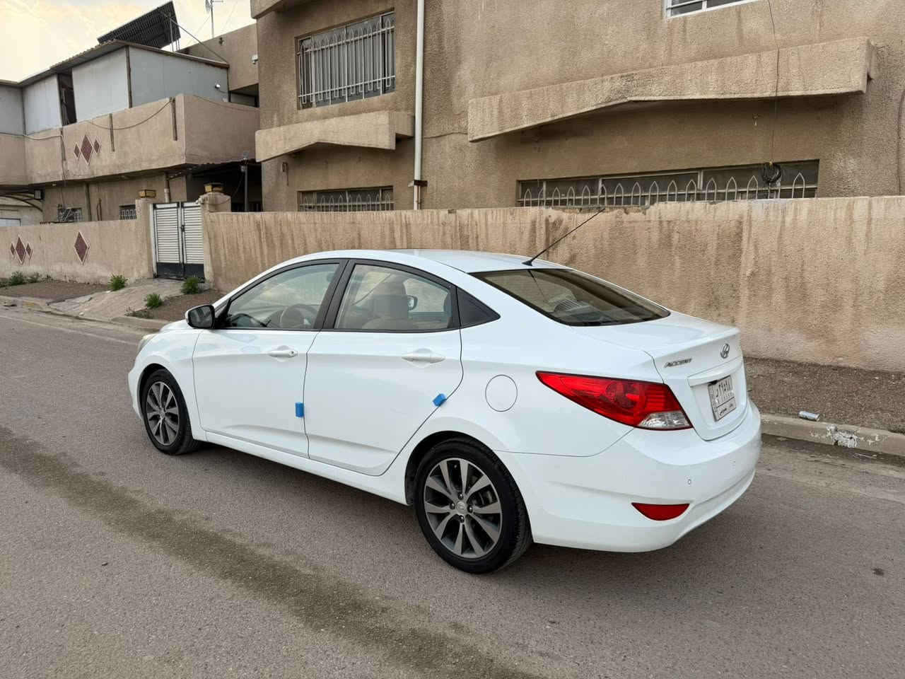 السلام عليكم اكسنت 2015 خليجي مكفوله من الصبغ كير مكينه صدر تبريد تخم تاير كله جديد م *********** ممتواجد عل فيس مكاني بغداد الكرخ
