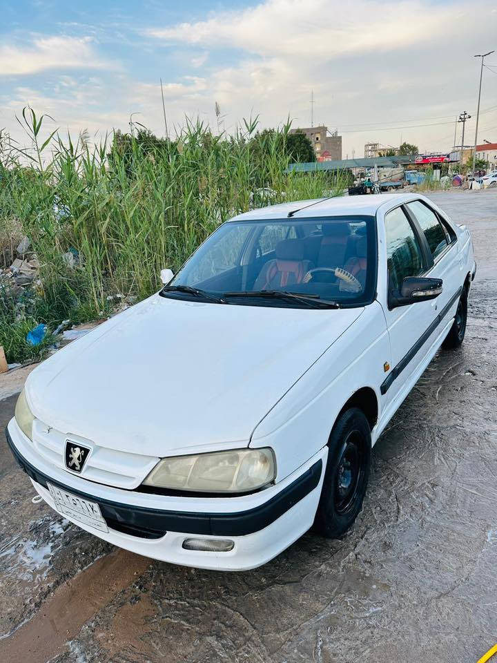 سلام عليكم ورحمة الله وبركاته 
سيارة بيجو للبيع كامله مكمله كهربائيات كامله تبريد شغال 
اللون ابيض سنويه ما صاقطه سياره جاهزة فقط خيط بخار بيها 
غرفتها جلد تلبيس جديد المكان النجف الأشرف للاستفسار أكثر 
والسعر المراسله ع رقم أو إلاتصال ***********
