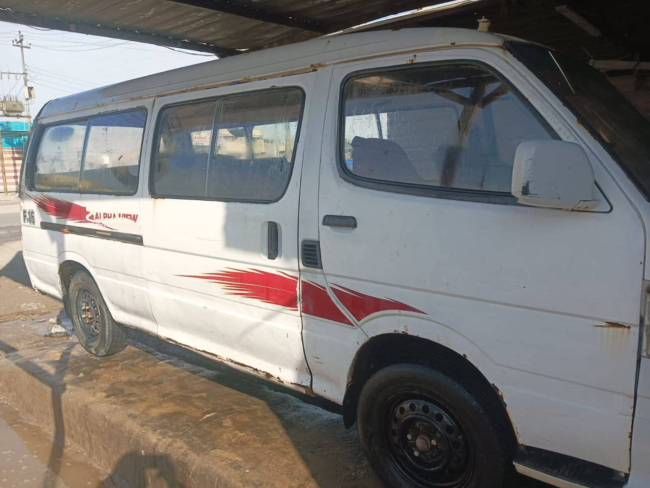 السلام عليكم فتون حره موديل 2009 سياره خير من يم الله كبل للشارع بس صدرها تعبان رقم ديالى راعيهه يريد تحويل يطلب عليهه ٣ ورقات و عليهه غرامات ٨٠٠ الف فقط سعر 22 وبيها مجال غير متواجد عله الفيس رقم ***********
