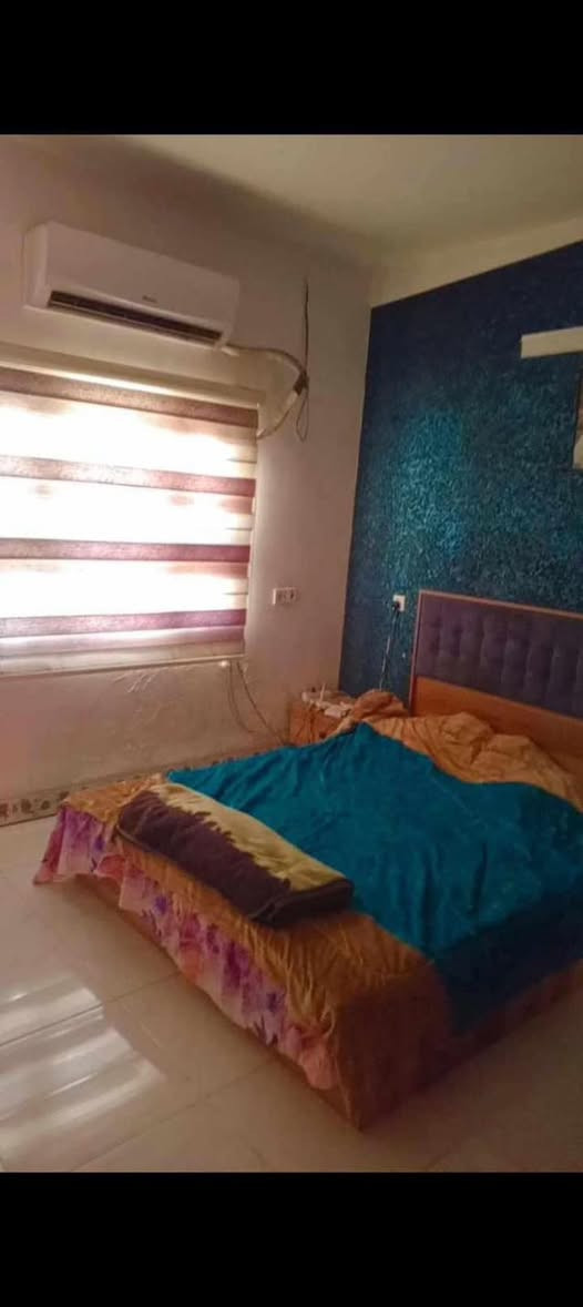 اعلان🔔دار للبيع طابو صرف خارطة سليماني⚡️
مساحة 150 متر طابقين ونصف 
واجهة 6 متر
الموقع♦️كركوك منطقة ساحة الاحتفلات نهاية  السايدين خلف  الشارع التجاري مال معوقين مكان مميز✅
يتكون الدار 🏠
الطابق الاول:كراج دفن ▪️حولي▪️استقبال ▪️هول ▪️غرفة منام ▪️صحيات
الطابق الثاني▪️غرفة نوم كبيره▪️صاله▪️صحيات
الطابق الثالث:غرفة نوم ▪️بلكونه كبيره
💯مع الدار بأتي كاونترات المطبخ مع اربعه سبالت جديده
السعر خاص لطفاً 💵
✅ احصل على منزل أحلامك معنا، نحن مكتب عقاري موثوق ومتخصص في تلبية احتياجاتك السكنية
لاتتردد في زيارتنا او الاتصال بنا •                                         👑جنة الامل للعقارات 👑
 📞***********  ابو جنة
📞 *********** ابو يوسف
 📞***********  احمد
الفرع الأول : دوميز منطقة ال 55 مقابيل #تانكي #دوميز
الفرع الثاني : حي الواسطي مقابيل #باب اللواء ٦١ وقرب # تقاطع #الاصدقاء
                    #صفحة #المكتب 
https://www.facebook.com/profile.php6&mibextid=ZbWKL
