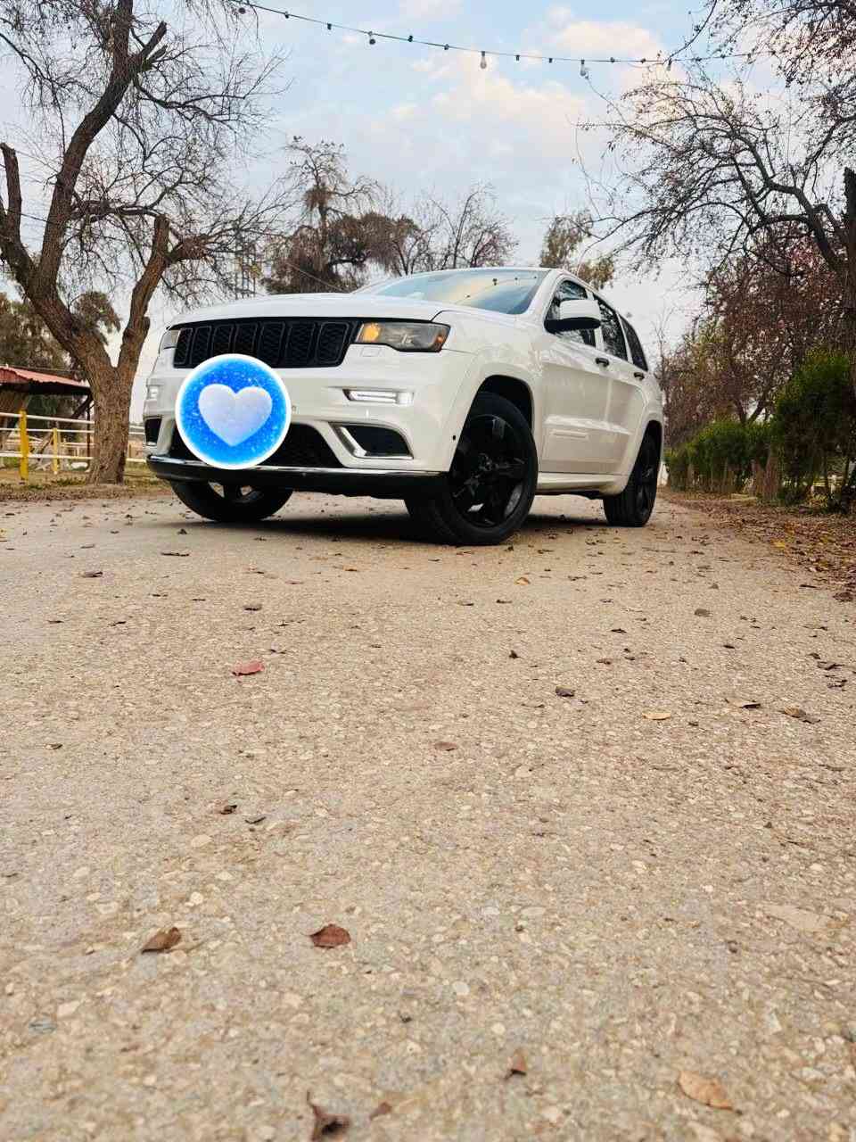 جيب لاريدو  فئه سومت فول بنوراما أدوات 2019 كصه تكم اماميه فقط فول لمتد كشنات جلد تدفأ وكهربا بصمه رادار كامرا وشاشه كبيره تشغيل عن بعد  صندوق شفط حساسات مانع تصادم نضام ايكو تشغيل ذاتي بيه هواي موصفات معروفه السومت سعره ٩٥ ورقه مكاني ديالى 
***********
