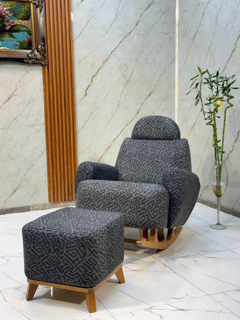 كرسي هزاز  نوعيه ممتازه وتصميم 
يتحمل وزان ثقيله جدا 💯 
تصميم عصري وحديث لاصحاب الذوق الرفيع والتميز بيتك ويانه اجمل واحدث الموديلات الجديده 😍😍😍

منشأ تركي 😍🇹🇷 

للحجز والاستفسار يمكنك مراسلتنا على الصفحه الرئيسيه 
وايضا يمكنك لاتصال واتساب او تصال هاتفي 📞📞
رقم الهاتف ***********

توجد خدمه توصيل كافه محافظات العراق 🚛🚛🚛🚛
