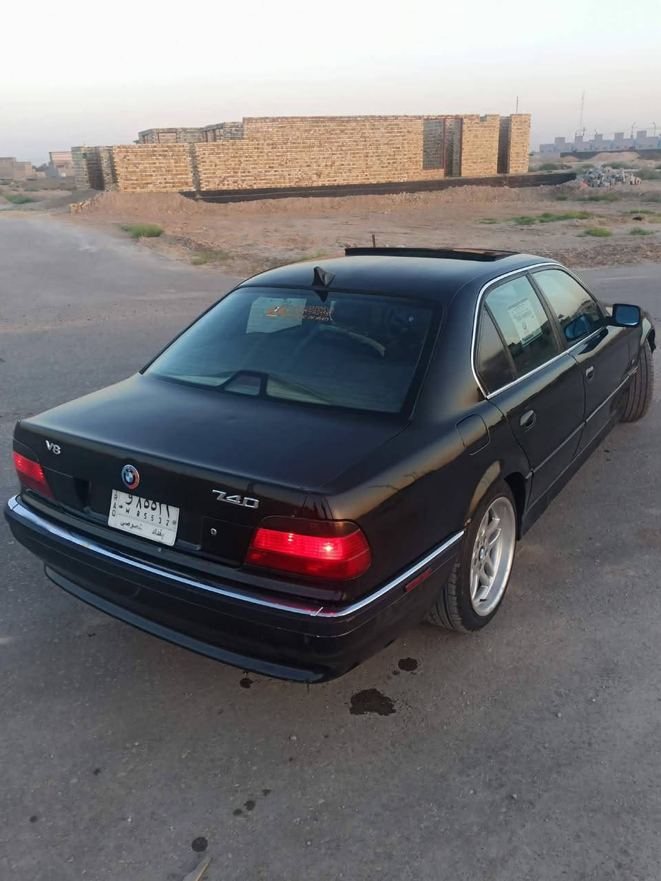 سلام عليكم للبيع بي ام خفاش موديل 96 740 اصل سياره مال جناي بس ظروف اريد ابيع سياره جديده تخم تاير جديد حداديه ورا وقدام مكينه وقير حاويه تبريد ثلج ويا السويج غرفتها كهربائي سوداء جليد رقم بغداد تحويل ثاني مكان بابل الشوملي اتصل فقط ***********
