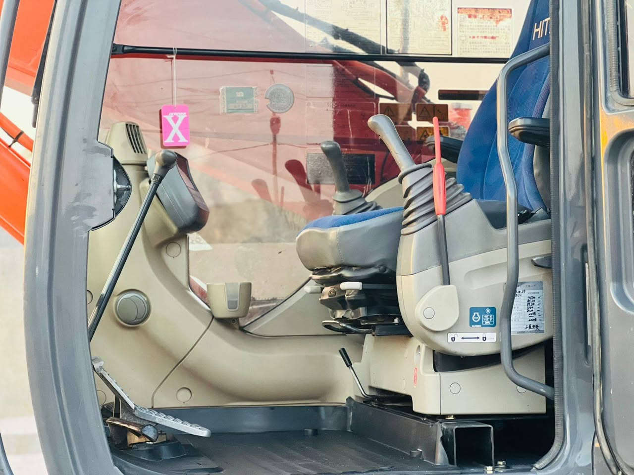 السلام عليكم حفاره زت ثري جديد موديل 14مكفوله جديد منفيس ممسجله بعدهه اربع شدات أو 80 موجوده كربلاء طوريج ***********
