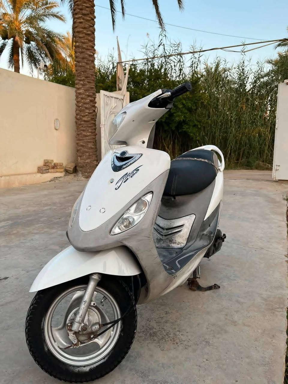 سلام عليكم  دراجه ماكس  49 بلاد ما مفتوحه سعر 300وبيها مجال مستعجل عله بيعتها  ***********
