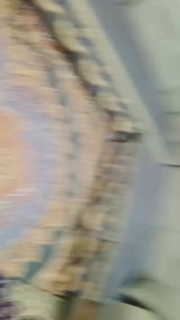 ١٠ مقاعد • جديد • قابل تفاوض