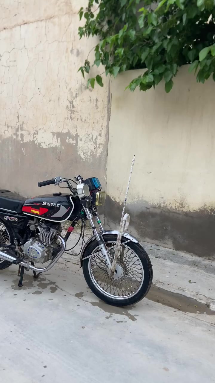 سلام عليكم  مكلف بل نشر 
دراجه تايكر موديل 2021 اوراق كامله محرك نضيف كهربائيات كلها شغاله السعر 360 وبيه  مجال  نكره لايت هورن نضيفه مال جناي نضافه كماله موضح في التصوير كلشي جدامك  مكاني ديالى بعقوبه ناحية العباره. 
رقم الهاتف ***********
