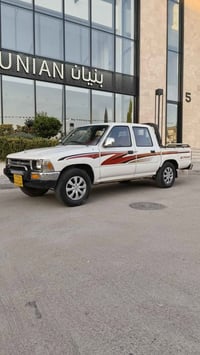 هايلوكس • ٢٠٠٠ • رقم سليمانية