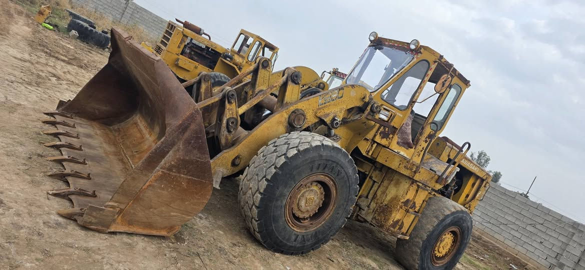 للبيع كاوسكي حجم 80موديل 83 رقم بغداد شرط التحويل مكينه وتركم وكير شرط الشغل دفع رفع خير من الله اكسلات تركم كير  كلها شركه  صبغ مابيها مكانها صلاح الدين الضلوعيه
***********
