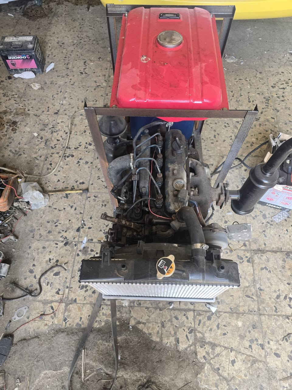 السلام عليكم مولده كابوته اربعه سلندر 10KV صرف الكاز كل ساعه لتر مكانهه بلكوت للاتصال ***********
