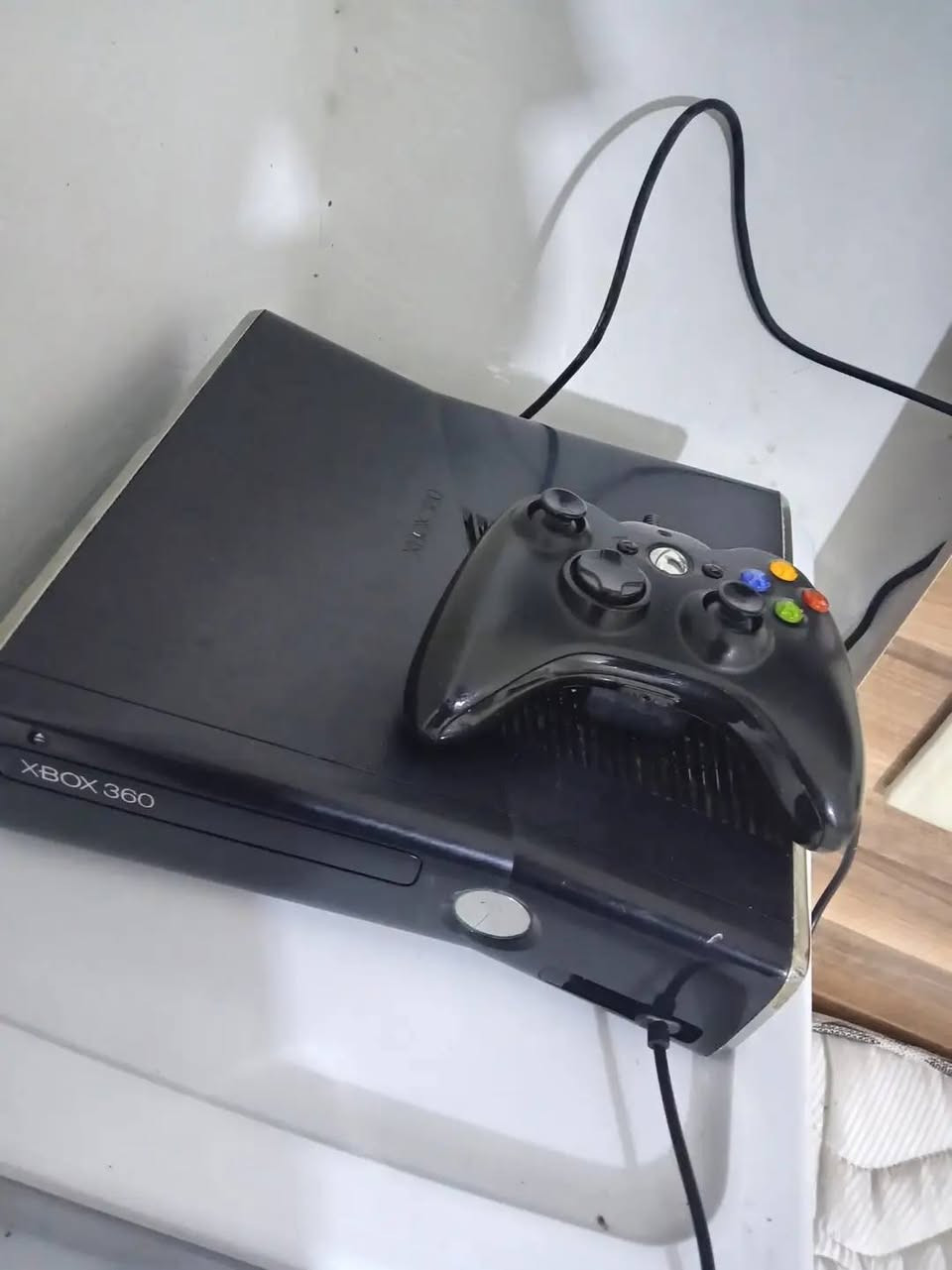 السلام عليكم ورحمة الله وبركاته اكسبوكس 360 للبيع نضيف فول بس اليده تجاريه السعر 115 وبي مجال مكاني بابل الرقم للتواصل ***********
