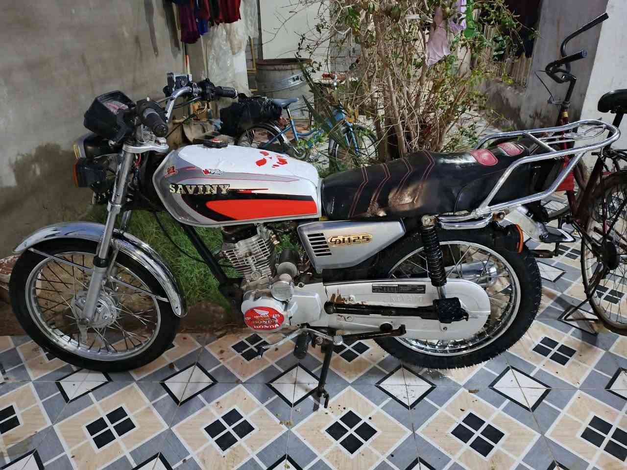 سفيان خمسه كير موديل 2021
نقصها باتري تشتغل سلف حاليا تشتغل هندر اوراق سكنر سويلك مكاتبه سعر 500 مكاني ديوانيه طريق السنيه


**إذا كنت صاحب هذا الإعلان وتريد حذفه لأي سبب، رجاءا أرسل رسالة إلى الدعم الفني**