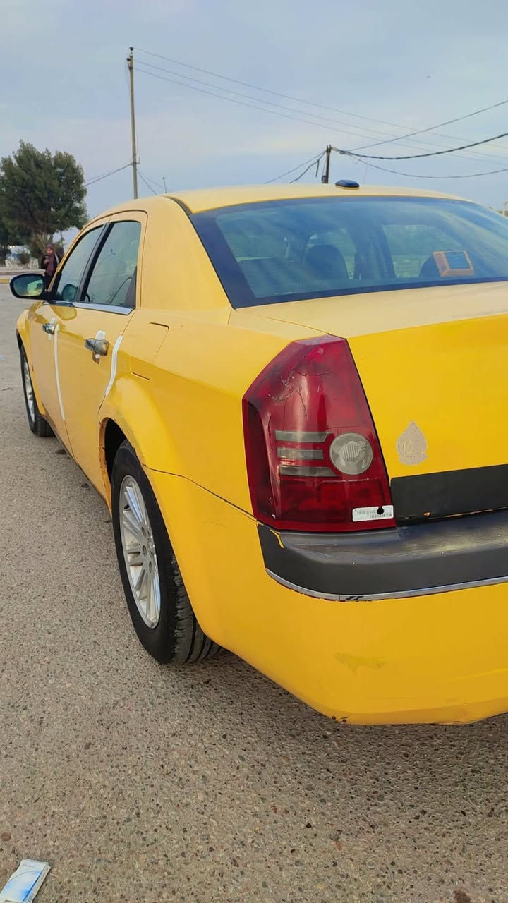 أّوٌبًأّمًأّ‌C300🧡
2010 أصل السياره كفاله عامه ماعده
 شبر بالجاملغ الامامي من جه السدر 
1 _ گير - محرك - اكسن - مكفول
2 _ منضومه تبريد جديده 
3 _ رقم نگليزي أنبار السياره بسمي تحويل ثاني تريد وكاله بكيفك
4 _ غرامه مصفره ماعليها غرامه 
5 _ لايت زنون
6 _  عضمه السياره ونصبه تخبل 
السـعـر 115 للاستفسار تصال على الرقم 
رقم الهاتف: ***********
رقم الهاتف: ***********
