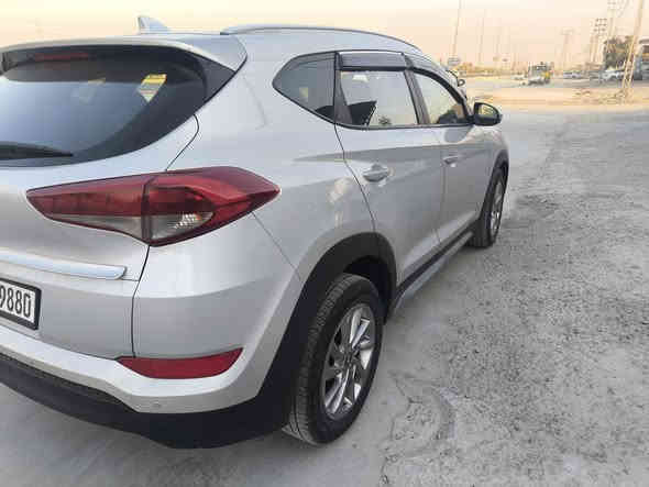 سلام عليكم توكسان امريكي 2018رقم بغداد تحويلك مباشر السياره جاهزه ونضيفه تجي ونشوف بعينك مابيه كل نقص الضرر ماله دعاميه فقط والسونار بل منشور مكينه بلاد ماشيه 110 السعر المطلوب 168للاستفسار ***********
