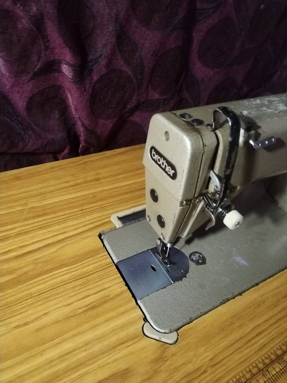 البيع مكين براذر صناعي سعر 240وبيه مجاله ***********
