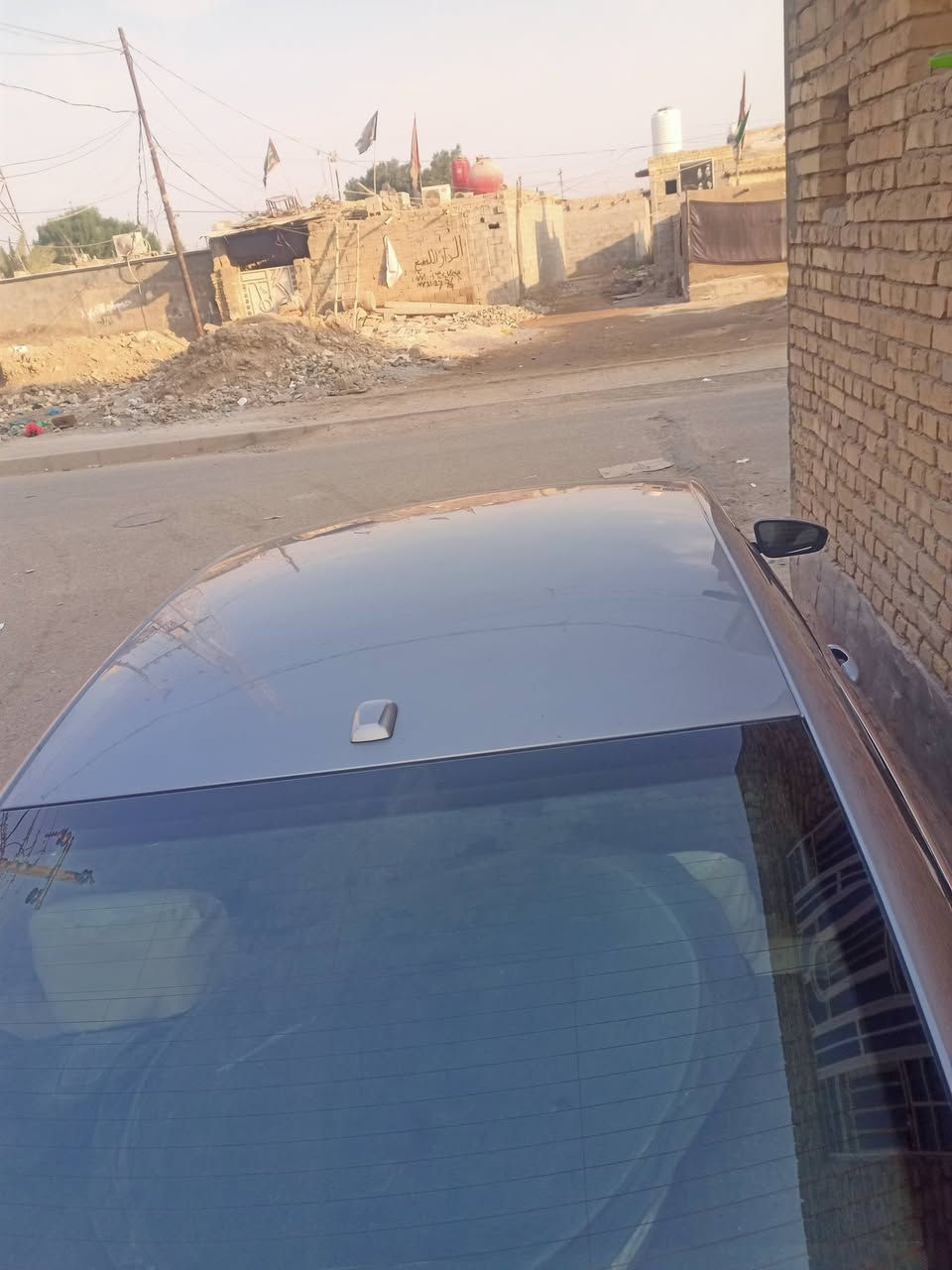 السلام عليكم 
بسم الله الرحمن الرحيم 
للبيع سيارة C200 موديل 15 مكينة اربعة اسلندر حجم 2400 
وارد امريكي كير مكينة تبريد كهربائيات حدادية مكفولات 
كشر شواصي الغود مكفول ما عدا البنيد صبغ الباقي كفاله 
السيارة عليها برمجة مراوح ورادتير سراوين جديد وباتري جديد وعبوه اصليه تفصيخ كامله وتخم تايرات جدد  واستوني امبدل الها مكينة مال كصه بالجيس اوربي وسنويتها لل27 
السعر 123 وبيها مجال السيارة متعوب عليها 
اتصال او واتساب ***********
