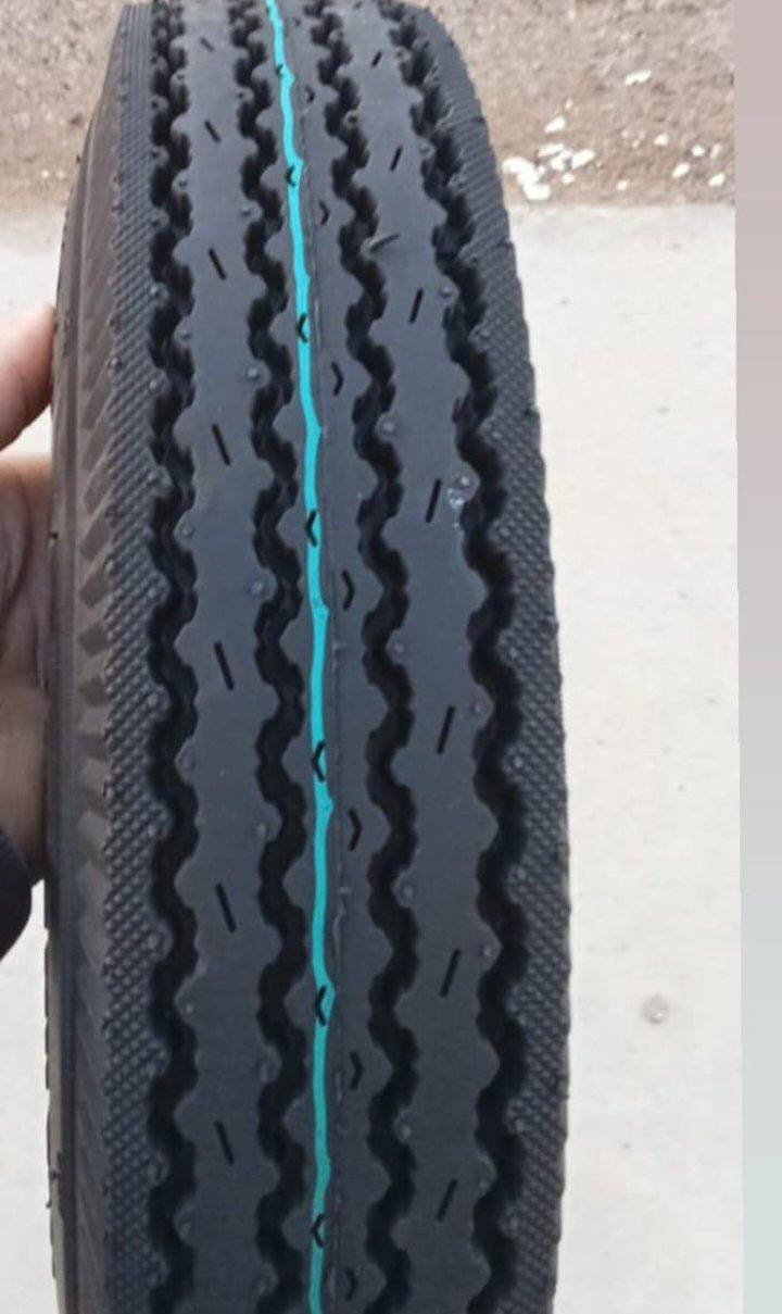 تاير باكستناني ضمان شهر حقيقي مع الويل كامل أصلي جيب وشد اخلص من البنجر  بس يم أبو خنجر متوفر  حاليا كميات جمله مفرد العنوان بغداد حي النصر قرب معارض حي النصر ***********
