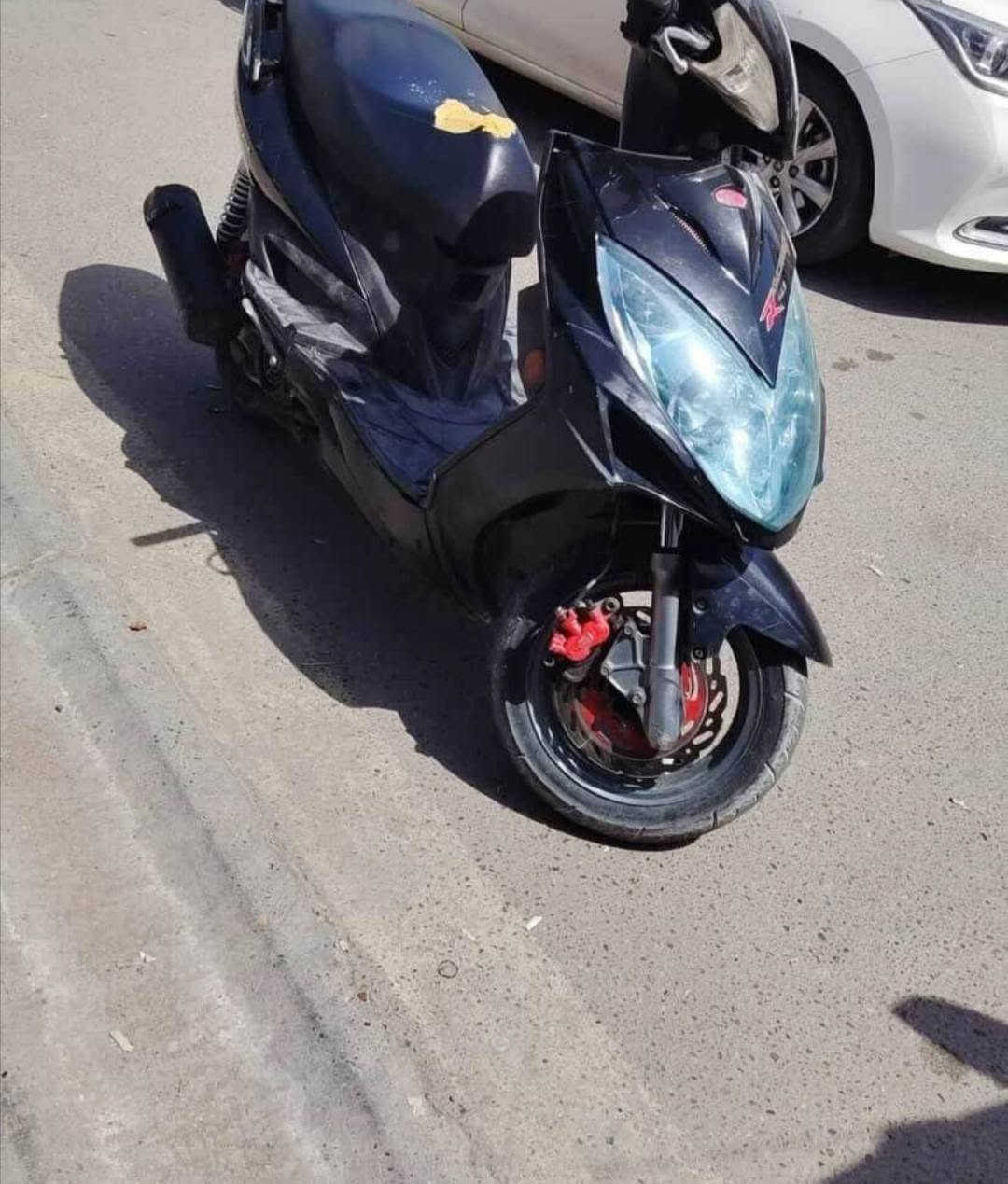 السلام عليكم دراجات كامكو رايسنك وحدة رصاصي وحدة سودة محرك 150cc اثنينهم الرصاصية دسك والسودة بنز تايرات كلهن جدد الله شاهد السودة ابيعها كوم حديد كايمة وبيها نواقص الرصاصية شغالة كاملة بيها صالنصة رياضي مال بطح ماركتها SC سعرهن اثنينهم ب 550 وبيهن مجال للطيبين العنوان بغداد الكاضمية


**إذا كنت صاحب هذا الإعلان وتريد حذفه لأي سبب، رجاءا أرسل رسالة إلى الدعم الفني**