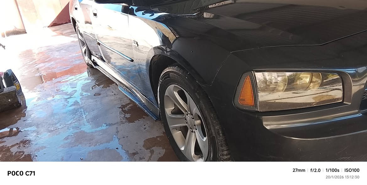 سلام عليكم جارجر 2010بسمنة كبل تحويل سنوية ورقم هزة كلة جديد مكينه3500 اوكير اوكسل كلة  جديد تخم تايرجاهزةبدون اي حادث بيهة صبغ جاملغ فقط باب اكلير مكاني خانقين السعر 108اتصال***********
