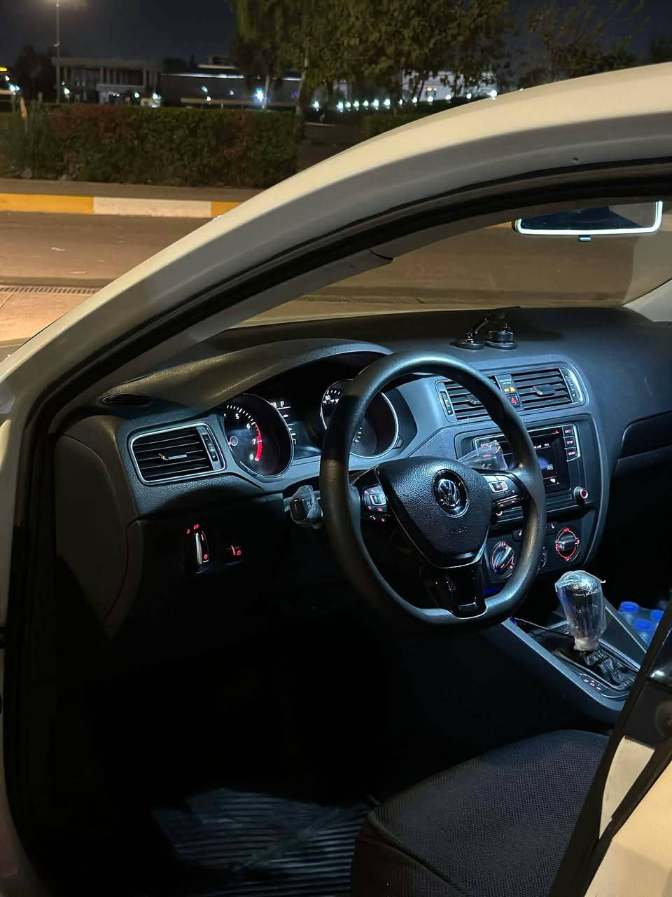 فرۆشتنی خێرا 

جیتە  مۆدیل ٢٠١٧ مەکینە ١٤ تۆربۆی مەرغوب
مواسەفات شاشە کامیرا
حەساس تحکم سەر سوکان
تحدید سورعە
سێ گێر
گیر و مەکینە و تەقەو رەقە بەشەرت 
٤ تایە و ویل نوێی لەسەرە
تەنها ٢ پارچە و بستیکی هەیە تەنیشتی   بی ژۆری بێ ئیرباگ پشت و پیشی کەپسە
رەقەم و سەنەوی نوێیە
تحویل و غرامە بە شەرت
شوین هەولێر

رەقەم تلفۆن
***********
جیتە  مودیل ٢٠١٧ 
حجم مکینە ١٤ تیربو
کیر محرک سنوی تحویل غرامە کلش بشرت
عندو ٢ قطعە  بدون دواخل و بدون ایرباک بچم و ورا کبس
سعر  خاص
رقم تلفون 
*********** أربيل, العراق
