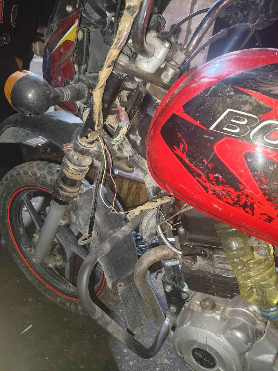 سلام عليكم 
دراجه للبيع اوراق اصوليه 
دراجه موديل١٩
نقصها كهربائيات 
الدراجه شغاله بس متروكه


**إذا كنت صاحب هذا الإعلان وتريد حذفه لأي سبب، رجاءا أرسل رسالة إلى الدعم الفني**