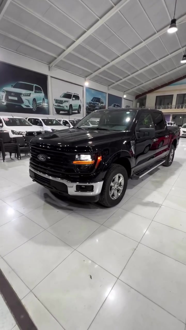 فورد f150   Xlt  شكل جديد 
2024محرك 5000 V8 
ماشي 20 الف 
باب طويل بدي قصير 
دفع رباعي ( دبل اكسل ) 
المواصفات 
شاشه جبيره 
كيج الكتروني 
٥ كامرات محيطيه 
حساس امامي خلفي 
نقطه العمياء 
لايت زينون 
بك لايت لد 
حادث سياره بابين جهه العبري صبغ 
وبحاملغ الامامي بي بارد شويه 
بجم كبس خلف كبس 
السعر 292 $ وبي مجال بسيط 
العنوان اربيل شارع ١٠٠ 
***********
