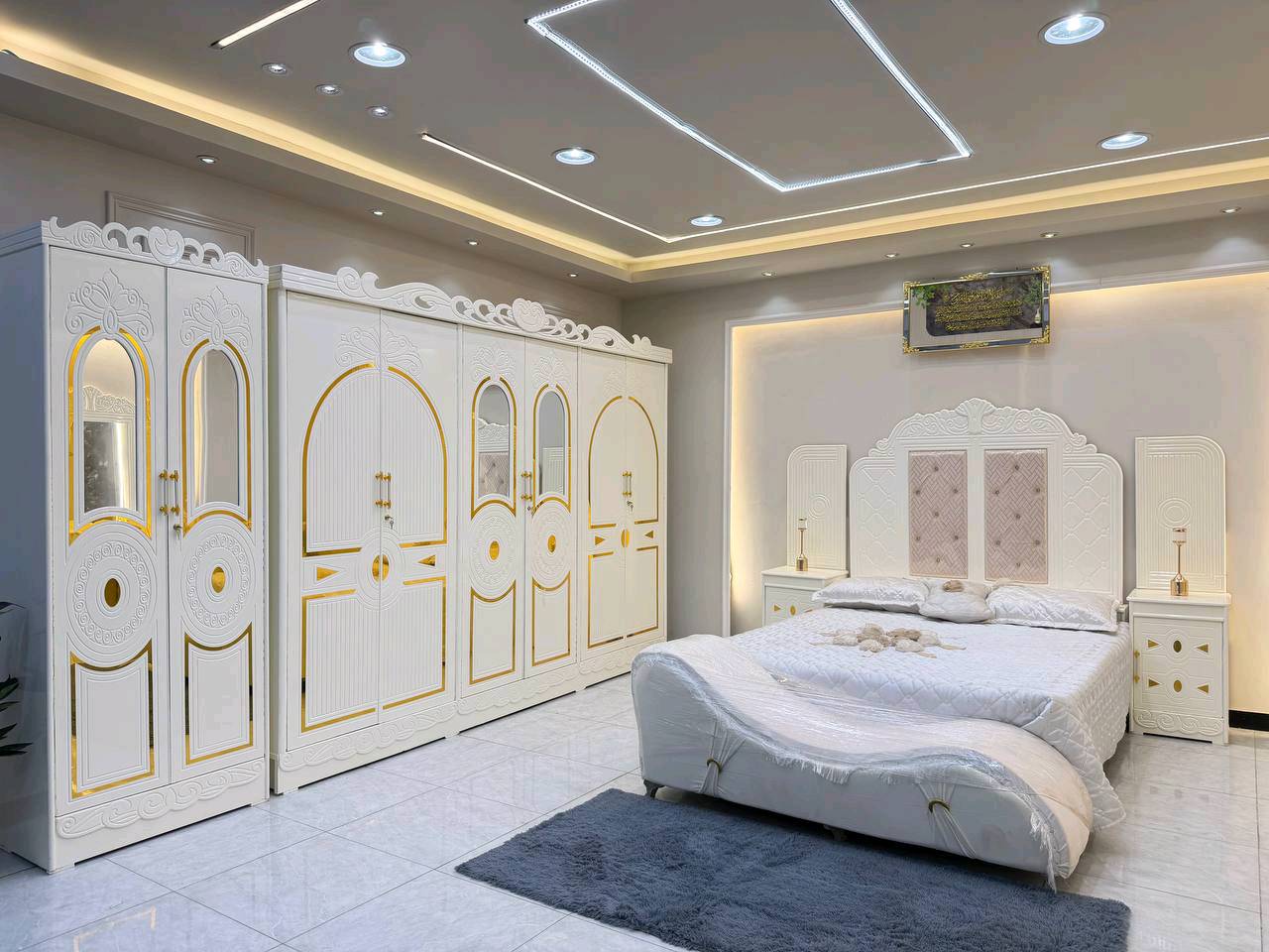 مراسلة واتساب ***********
غرف نجاره عراقيه 💯💯

تتكون من 8  قطع 

عرض الكنتور 3 و20سم

ارتفاع الكنتور 2 و40سم

السرير بلوك ٦ ارجل

طول السرير 200 سم 

عرض السرير 160 سم 

الضهر  جرجوبة ضب براغي

 

الشازلون 50 الف