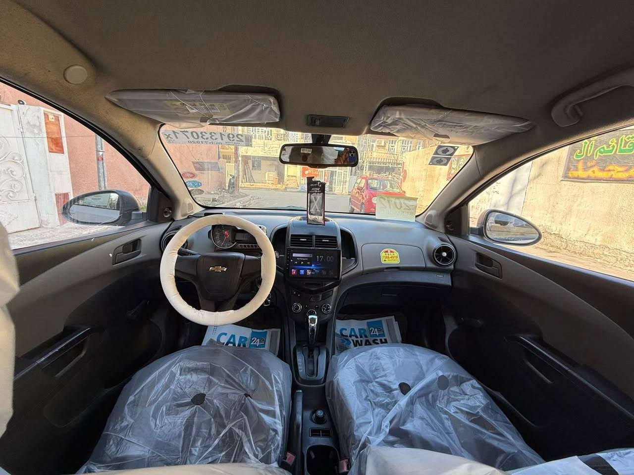 السلام عليكم أفيو سونك شوفر ليت موديل 2012 وارد خليج كير اوتماتيك محرك 1800 رقم بغداد رقم نكليزي تحول ثاني يوم السياره شاشه أندر وير كامره حساسات دوشه جديد داخلها على وضع الشركه كلش جديد جاهز من كل النواحي كير محرك تبريد صدر كهربايات ماتصرف عليها كل شي لان مجهزه من كل شي السعر (68)وبيها مجال بسيط التصال*********** العنوان بغداد الشعب
