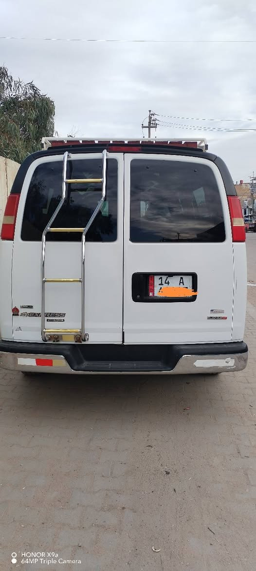 سلام عليكم
شوفر ليت للبيع
موديل 2012
مكينه 6100
كير 1000
رقم انكليزي امداور سنويه بسمي
وارد أمريكي اقليم
تخم تاير جدد حداديه جاهزه تبريد شغال
اتصل على الرقم ***********
