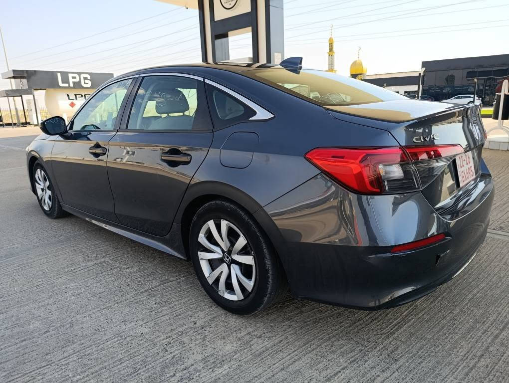 Honda civic 2024
هوندا سفيك
لون نفطي 
سعر 128$ ورقه 
محرك 2.0 المرغوب👌
مواصفات 👇
بصمه
شغال عن بعد
رادار امامي 
تحديد مسار
تحكمات فول 
نظام ECON اقتصادي بالبنزين
قيادة ذاتيه + تحديد مسار

3 أنظمة القيادة Eco/ Normal /Sport 

BRAEK HOLD
كامره خلفي
لايتات زينون 
 حادث سيارة : جاملغ امامي  و ربع بوند صبغ  ✋ 
بدون دواخل شرط الفحص 

رقم شاصي 👇 2HGFE2F24RH524536
 

 ايرباك  طاك و مرجع سستم شركه  100/100
بجم كبس شركه رادار و راديترات و حجر بيئه بلادي شركه
تترقم محافظات الاقليم  مدة الترقيم 90 يوم من تاريخ الشراء
سيارة في اربيل شركة نور البصرة
بيع فقط  بدون مراوس✋
شراي يتصل 
***********
*********** أربيل, العراق
