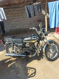 دراجة ٢٥٠ • بدون وراق • قابل تفاوض