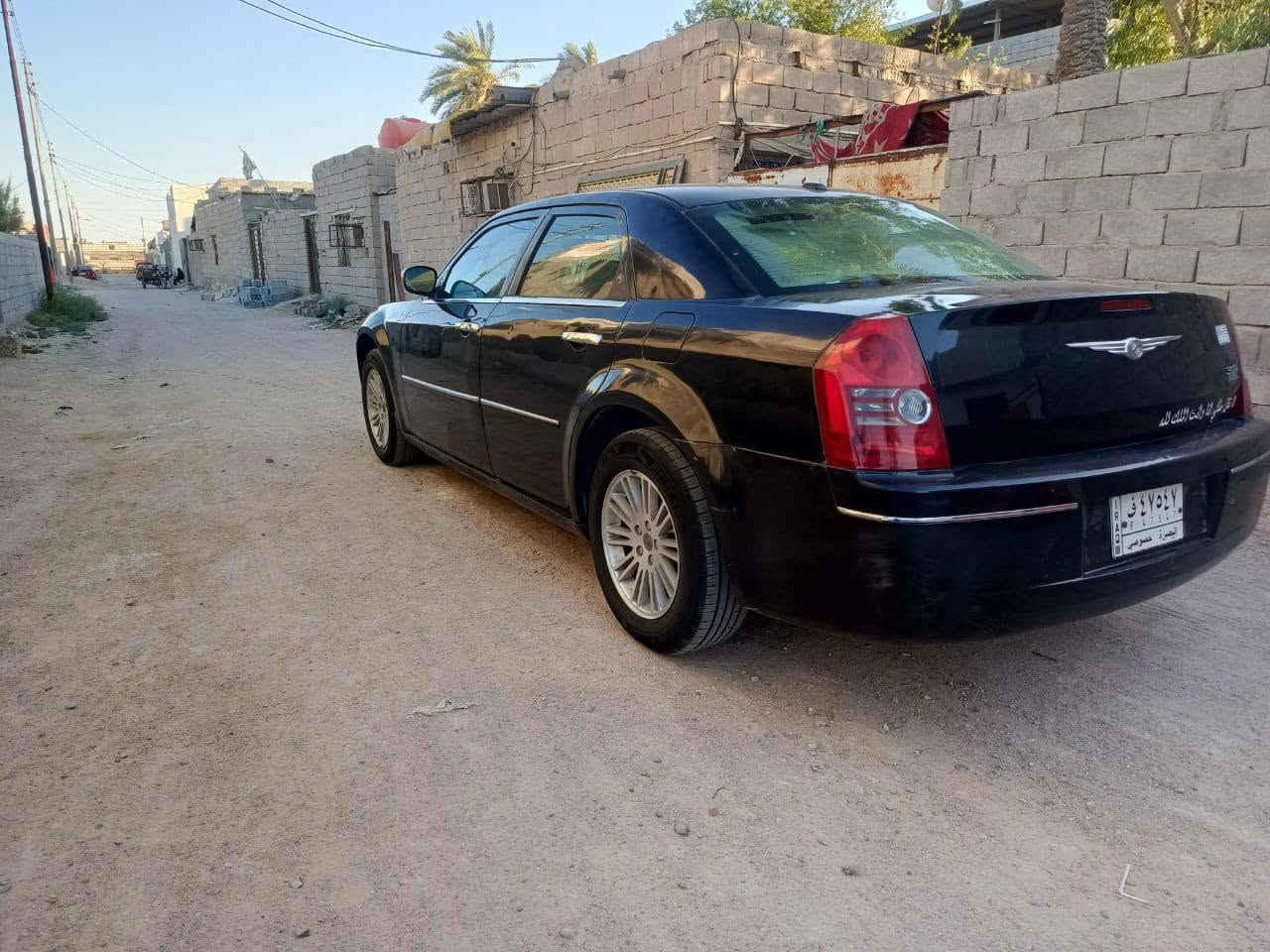 اوباما موديل 2010وارد كندي مكفولة من الظربه جاهزه محرك 3500اصل محرك وكيرتمام تبريد حداديه كهربائيات اربع جوكات تخم تاير  لايت زنون سنويه 28 بيه رشات صبغ استخدام شخصي السعر 100العنوان بصره ***********
