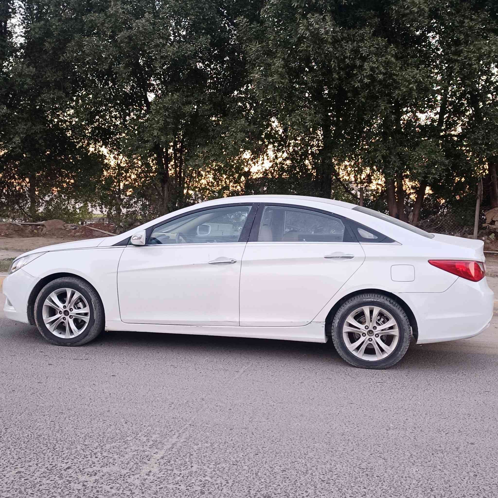 سلام عليكم سوناته موديل 2011 
كير مكينه حداديه تبريد كفاله
 مكفوله من الضربه والتبديل
محركه 2400  مكاني كربلا بل بوبيات 
سعره 103وبيهه مجال قليل كلش 
***********
