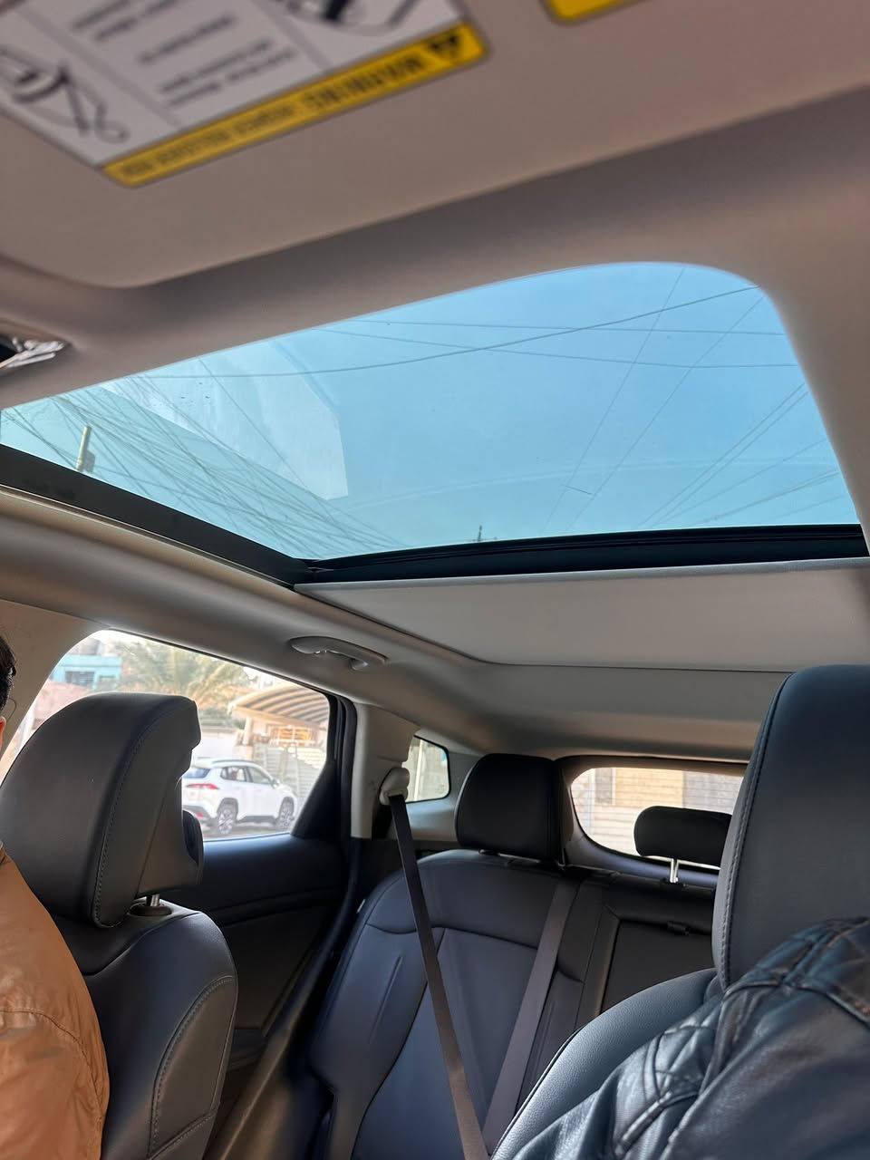 ياالله

السلام عليكم سبورتج 2024 EX هايبرد  وارد امريكي 
حجم المكينه : 1600 تيوبو + نظام هايبرد     
 ماشيه : 10,000 ميل 
 الايرباك : سليم 
الضرر : صبغ جاملغ وصندوك
#المواصفات
1. شاشه كبيره
2. بصمه
3. شحن وايرليس
4.تشغيل عن بعد 
5. كاميرا
6. رادارات جانبيه
7. رادار امامي
8. لايتات لد 
9. بكلايت لد 
10. كشنات جلد اسود
11.تدفئة بالكشنات
12. ويل كب 
13.اشاير بالمري
14.كيجات دجيتل 
15. قطعتين تبريد 
16. تبريد بيانو 
17. تحكم 
18. نظام سبورت ايكو عادي
19. فور ويل 4x4
20.ايقاف ذاتي اوتو ستوب
21.حساسات خلفية
22. اوتو هولد 
23. نظام منحدرات 
24. كشن السايق كهرباء
25. بنوراما
السعر : 233 ورقة
تفاصيل اكثر الاتصال على الرقم
***********
مكان السيارة بغداد حي اور
