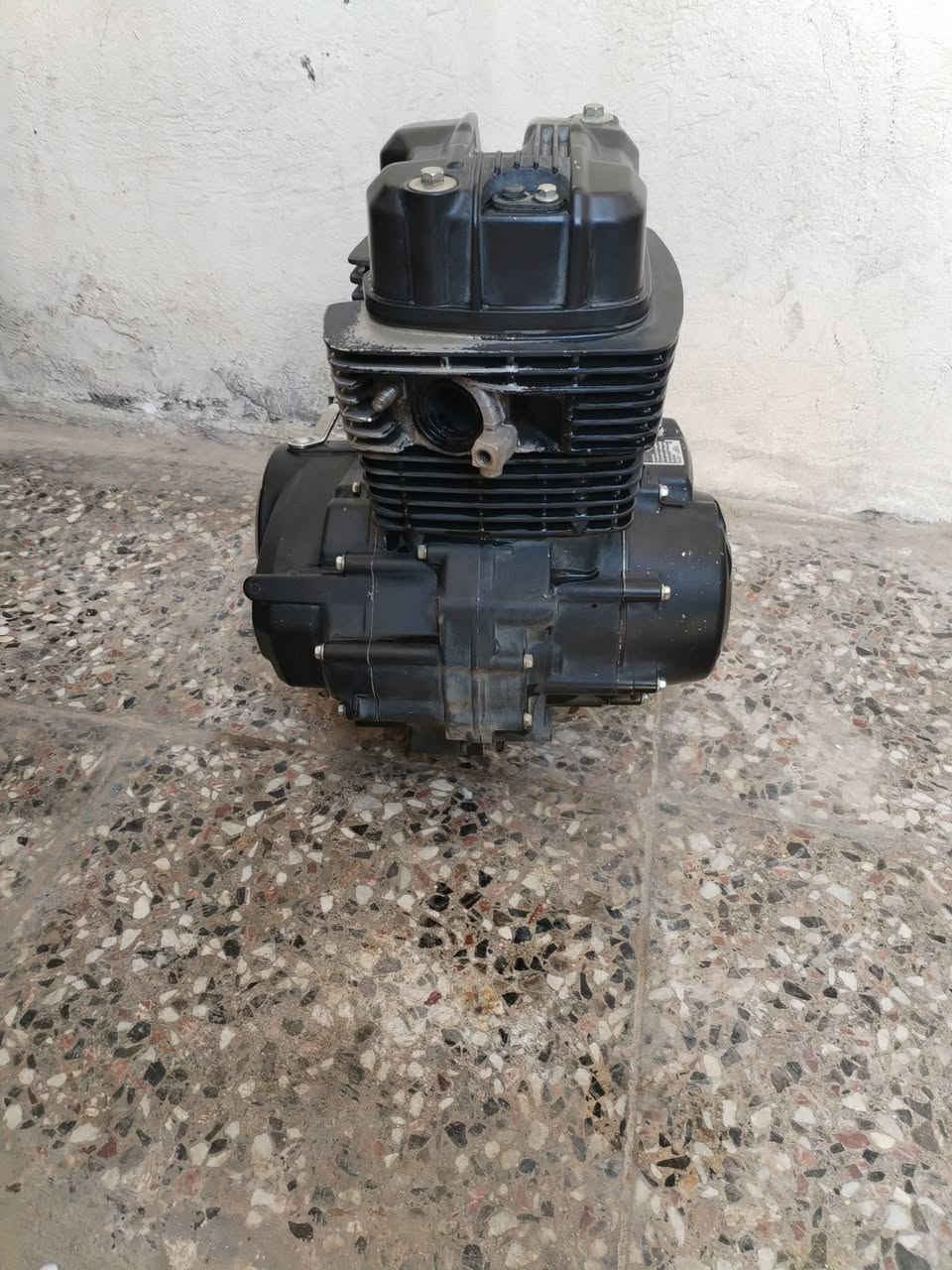 سلام عليكم
مكينه دايوان 200cc
نضيفه لا مفتوحه ولا تبخير صوته نااعممم
مكاني بغداد _ شهداء السيديه
السعر ٣٥٠ الف
رقمي ***********
