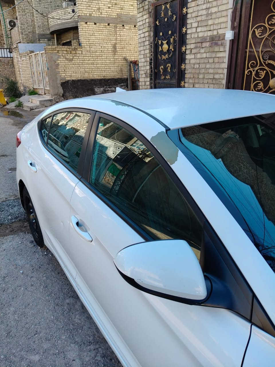 السلام عليكم 
النترا ٢٠١٧
امريكي حادثها موضح بالصور بدون تبديل ليبل واحد موصفات عاديه بيع او مراوس
رقم الهاتف
***********
