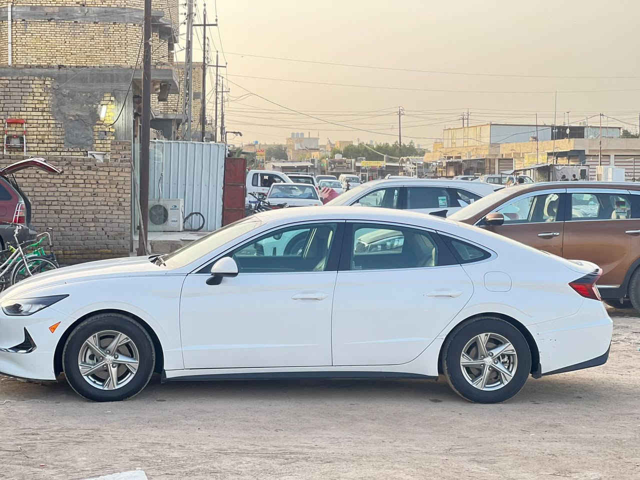 السلام عليكم سوناتا موديل 22 سياره جديده بدون ارباك بدون تبديل حادث بارد جوه قبق البانزين (( بيع ومراوس)) اب جارجر او أوباما عنواني ناصريه اسكان الصناعي رقمي واتساب ***********
