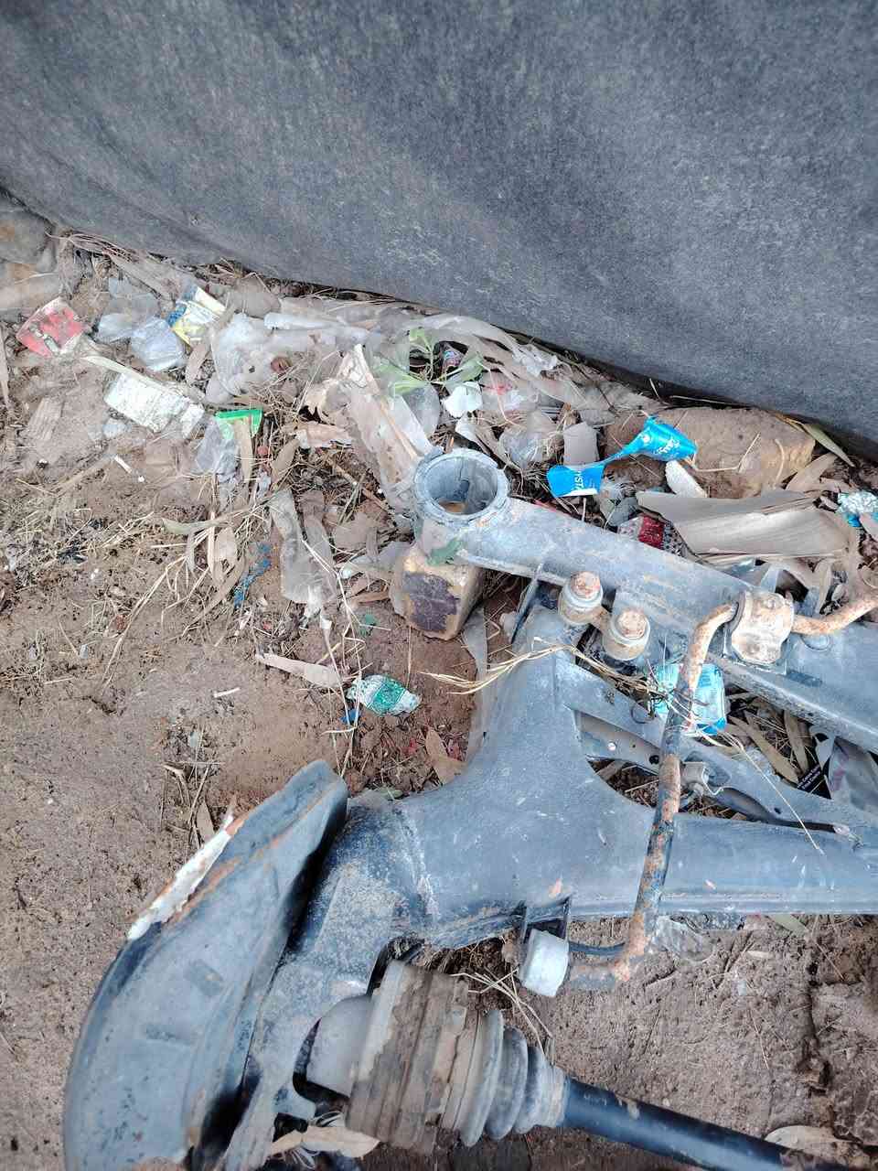 خوان اسلام عليكم عندي عربانه مالت بيم 525 نضيف رايده 300وبيه مجال رقمي ***********
