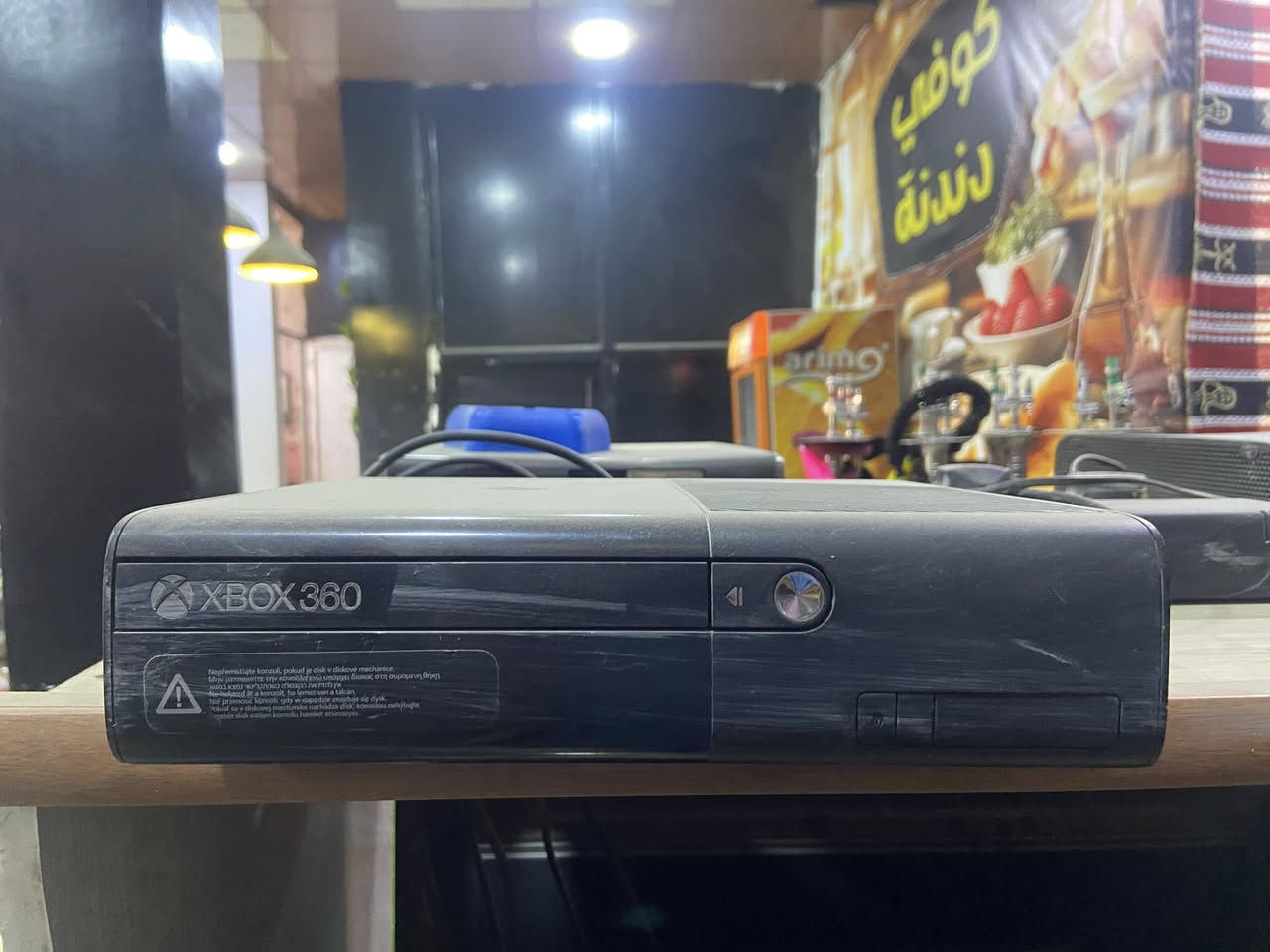السلام عليكم XBOX360 للبيع مكاني تكريت عندي 6 قطع ويا يداته وكامل ملحقات شغالات مابيهن اي عيب الشراي يتصل او يراسلني سعر القطعة 90 ألف ***********
