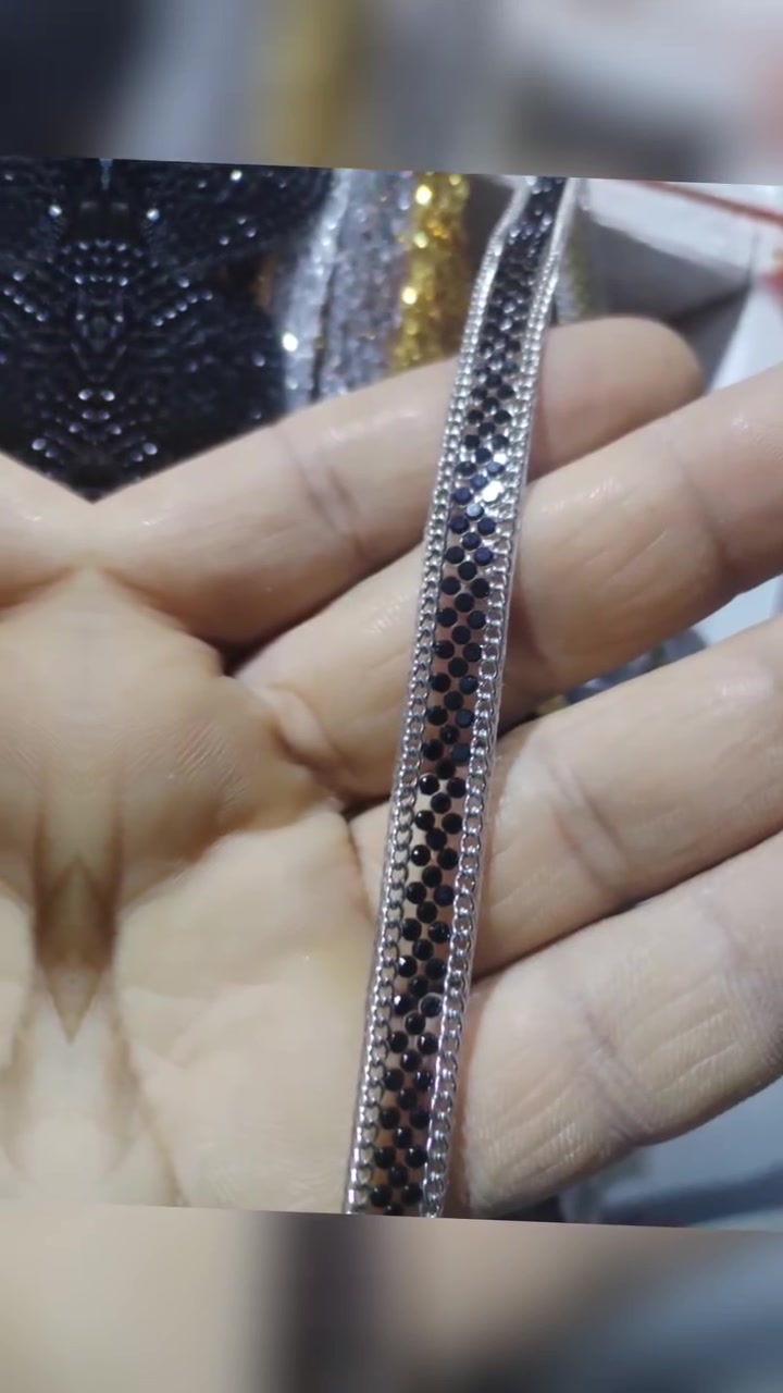 مرحبًا زبائنا الكرام
توفر جلاتين كرستال حراري الاصلي اشكال والوان مختلفه كله جديد
سعر المتر 1500
للحجز واتساب ***********
#مجمع_السفير_للخياطة
#متوفر_توصيل_لكافه_محافظات_العراق
#اشارة
#للجميع
#كل_هلا_بيكم #متابعه_ولايك_واكسبلور_احبكم

