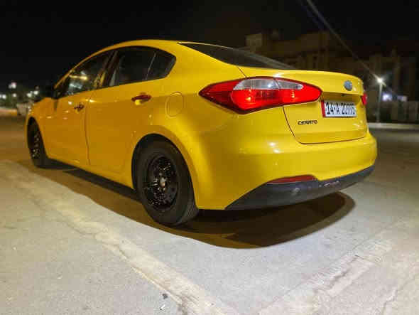 للبيع سيراتو موديل 2013 خليجي مكينه 1600 سعر 115 سيارة جاهزة ع أخر حبايه سيارة كفاله عامه ماعده بنيد مفتوح فقط سيارة بسمي تحويل ثاني يوم سيارة مصفرة هيئة وغرامات ***********
