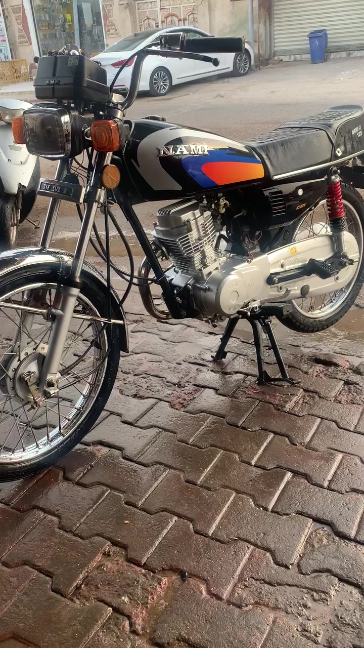 دراجه نامه للبيع دراجه بدون اوراق مكفوله محرك ما مفتوح الشراي يخابر ***********
