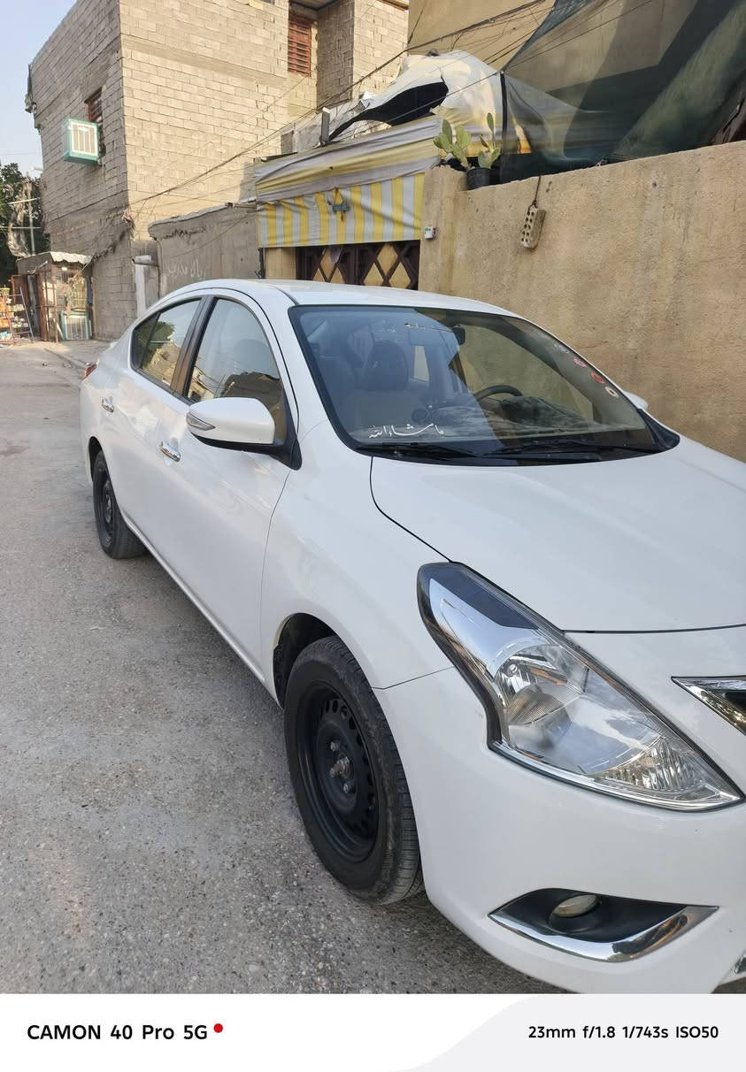 عندي لبيع سياره نوع صني موديل 25 رقم اربيل باسمي تحويل مباشر رايده 118وبيها مجال حك الجيه السياره جديده علا البلاد بس بيه بارد جاملغ الخلفي غير  اضح معلقه كشنات والضيق وصندوق مكان السياره بغداد منطقة جكوك ماشيه 35الاتصل فقط رقم ***********
