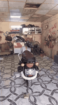 دراجه  دايون اللون فضي موديل  ٢٠٢٠ طالعه اوراقه ب٢٠٢٢ مكفوله محرك وشاص...